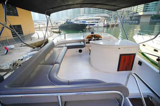Al shaly yacht | AED600/hour